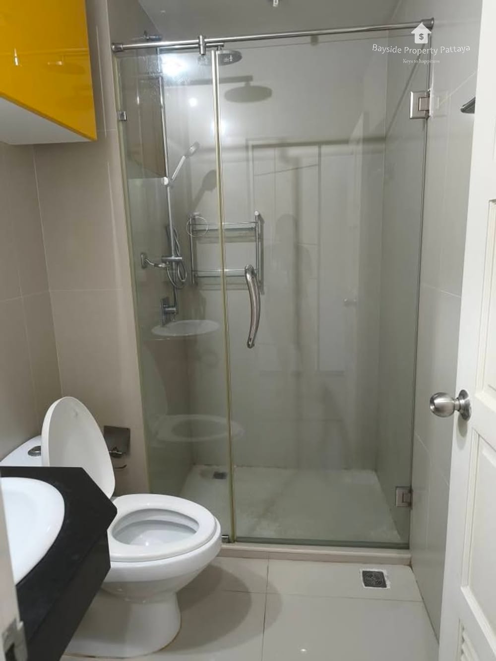 Sea View Studio for Sale at Wongamat Beach, Pattaya with Air Conditioning 5