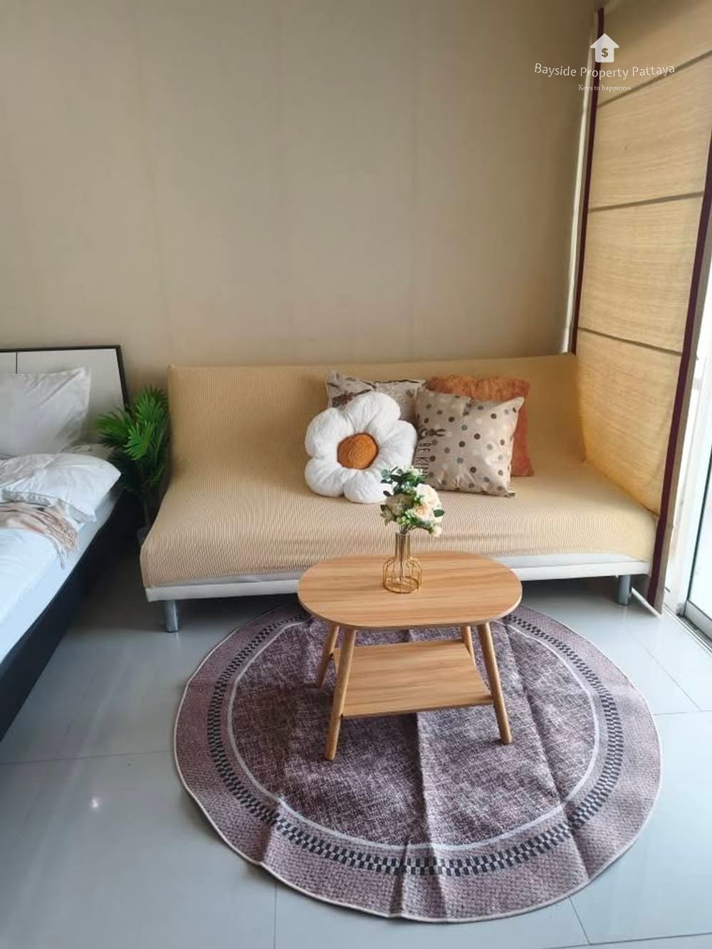 Sea View Studio for Sale at Wongamat Beach, Pattaya with Air Conditioning 9