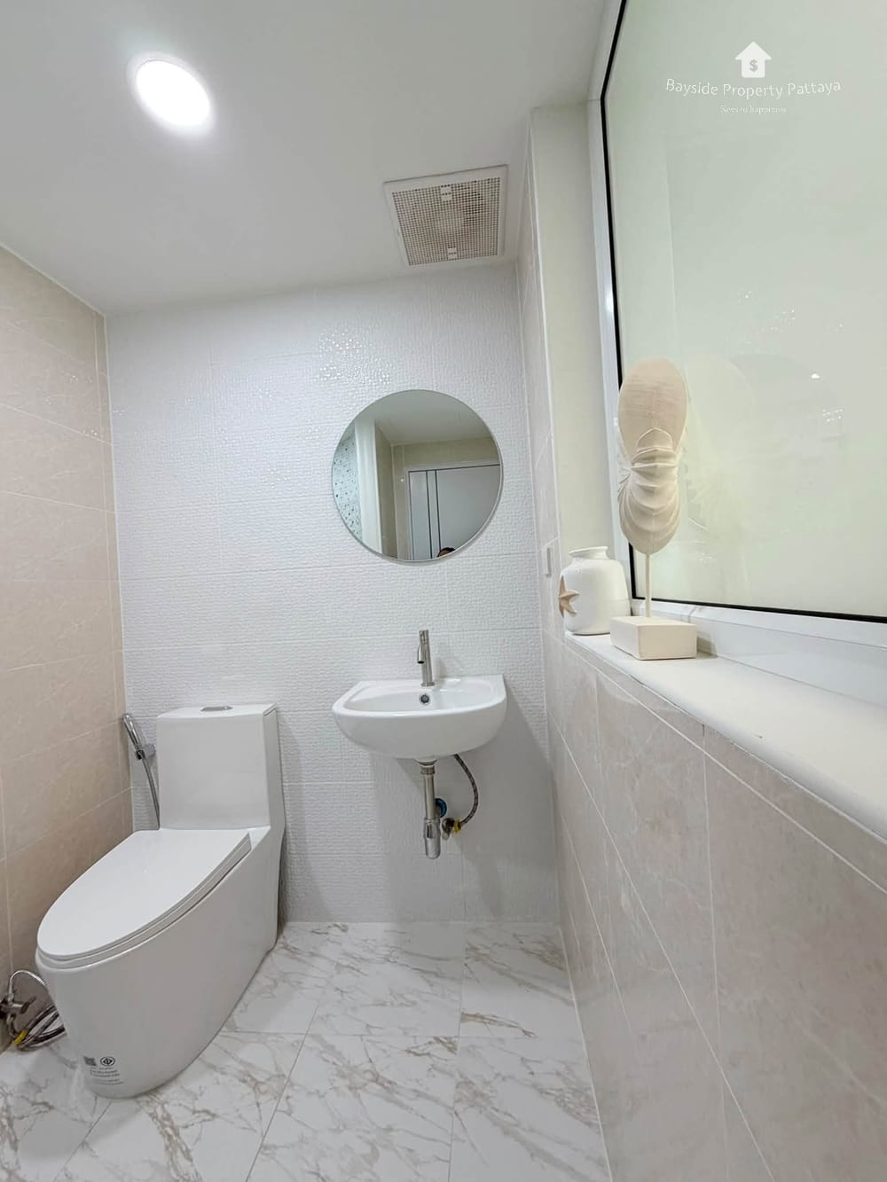 1-Bedroom Condo for Sale in Pattaya Plaza Condotel, East Pattaya with City View 15