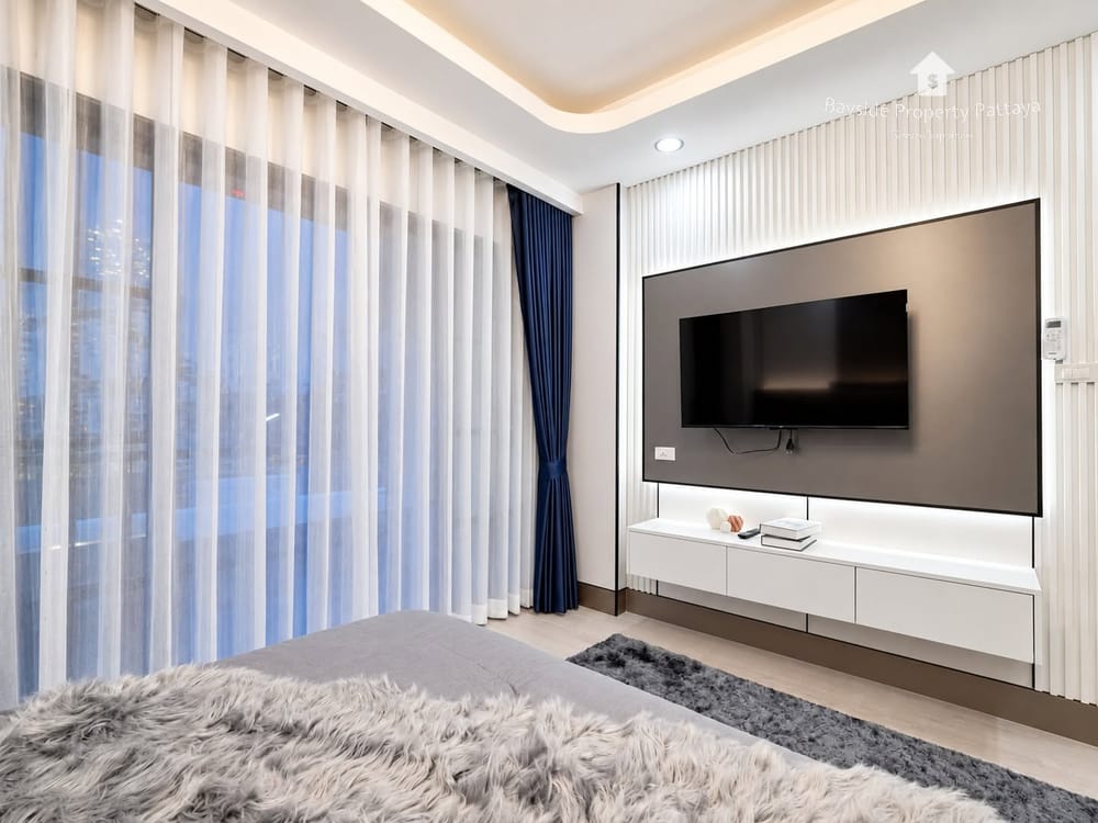Spacious 4-Bedroom Detached House for Sale in East Pattaya with Air Conditioning 8