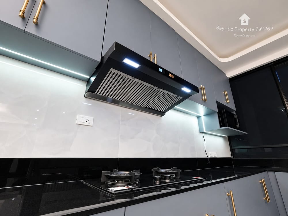 Spacious 4-Bedroom Detached House for Sale in East Pattaya with Air Conditioning 55