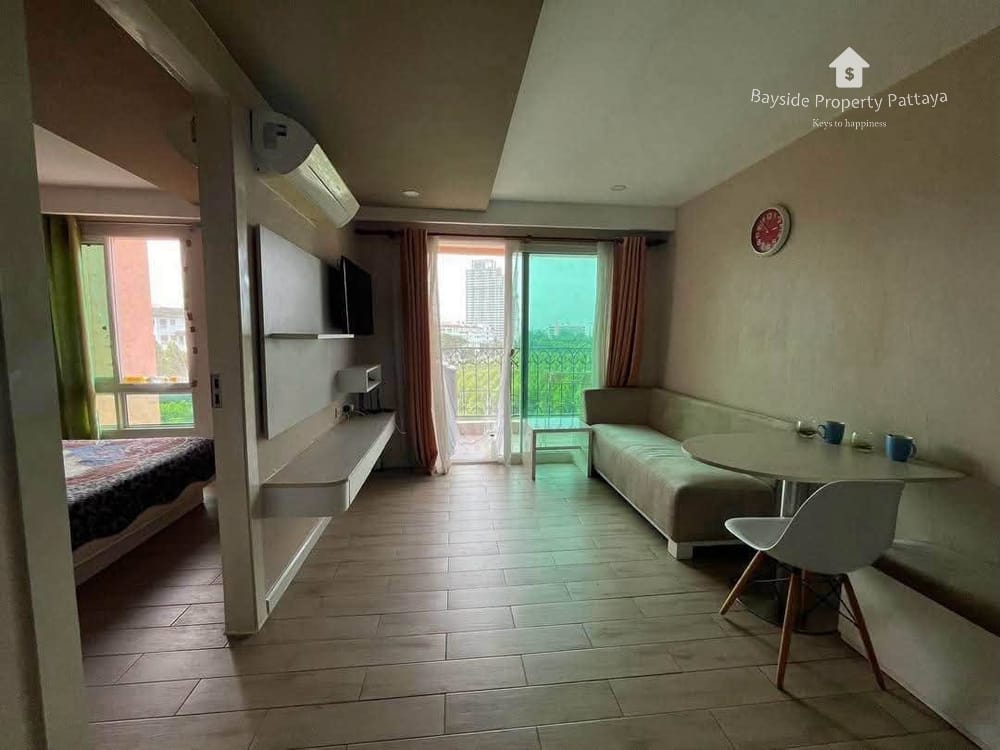 Moderne 1-Zimmer-Eigentumswohnung mit Stadtblick zum Verkauf in Jomtien, Pattaya 2