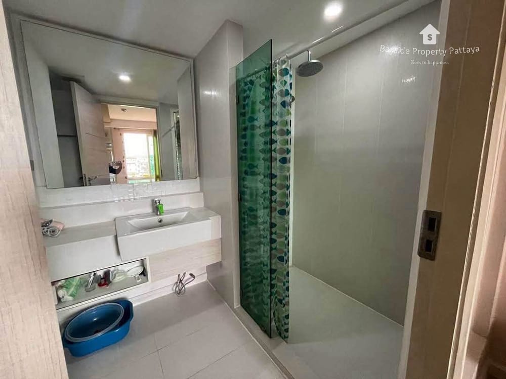 Moderne 1-Zimmer-Eigentumswohnung mit Stadtblick zum Verkauf in Jomtien, Pattaya 7
