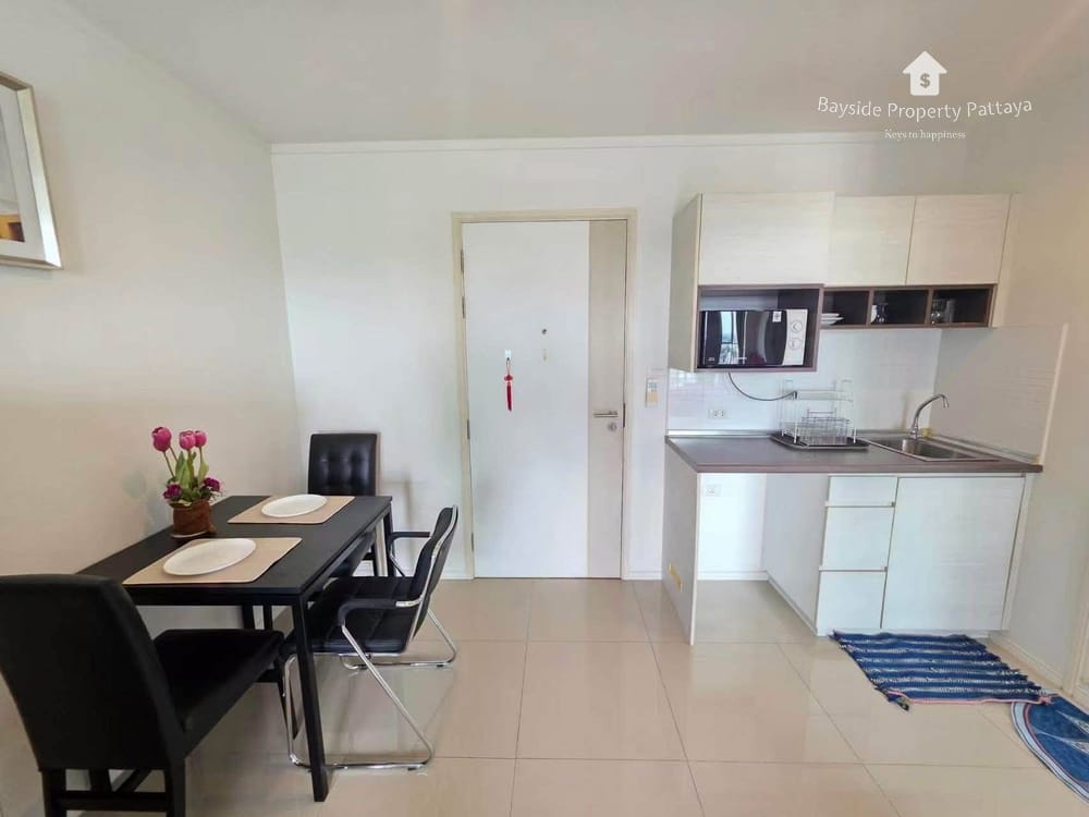 Sea View 1-Bedroom Condo for Sale in Lumpini Park Beach Jomtien, Pattaya 6