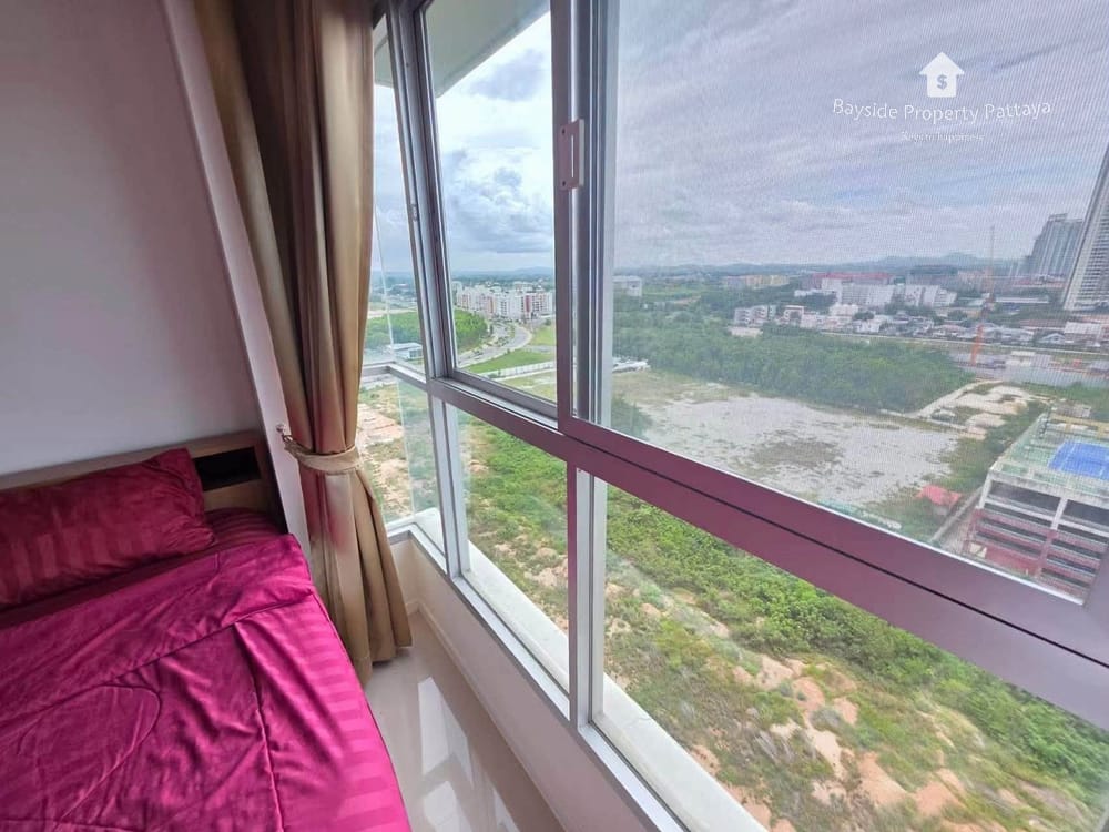 Sea View 1-Bedroom Condo for Sale in Lumpini Park Beach Jomtien, Pattaya 8