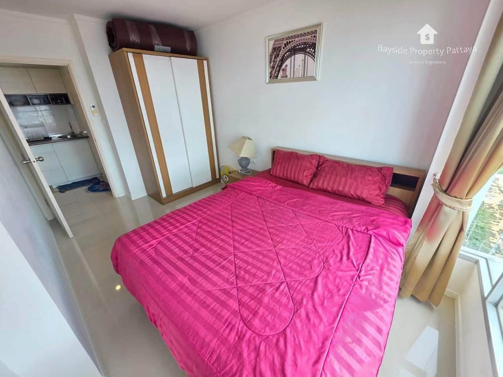 Sea View 1-Bedroom Condo for Sale in Lumpini Park Beach Jomtien, Pattaya 10