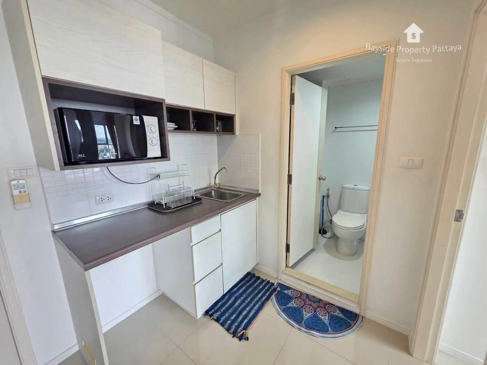 Sea View 1-Bedroom Condo for Sale in Lumpini Park Beach Jomtien, Pattaya 12