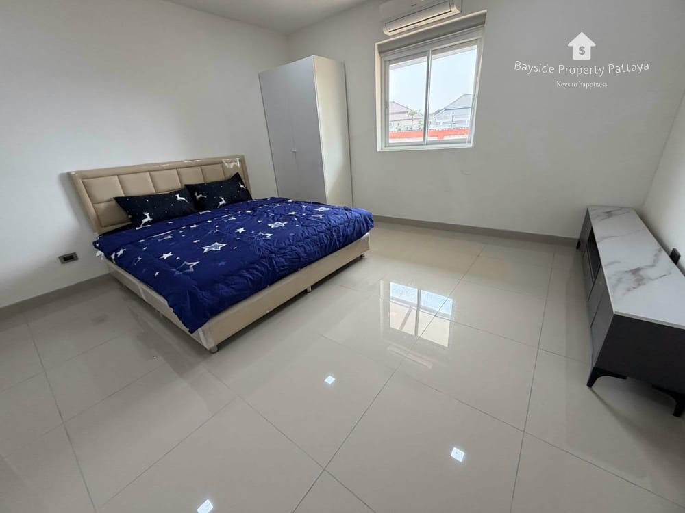 Geräumige Villa mit 6 Schlafzimmern in Ost-Pattaya zu vermieten – Stadtblick 11