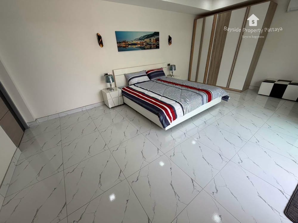 Geräumige Villa mit 6 Schlafzimmern in Ost-Pattaya zu vermieten – Stadtblick 13