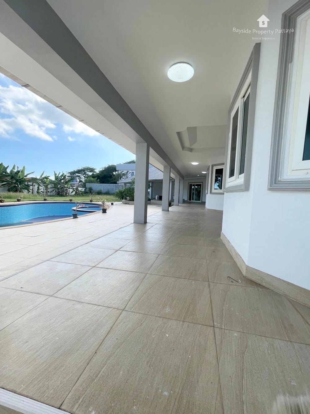 Spacious 4-Bedroom House for Sale in East Pattaya with Air Conditioning 17
