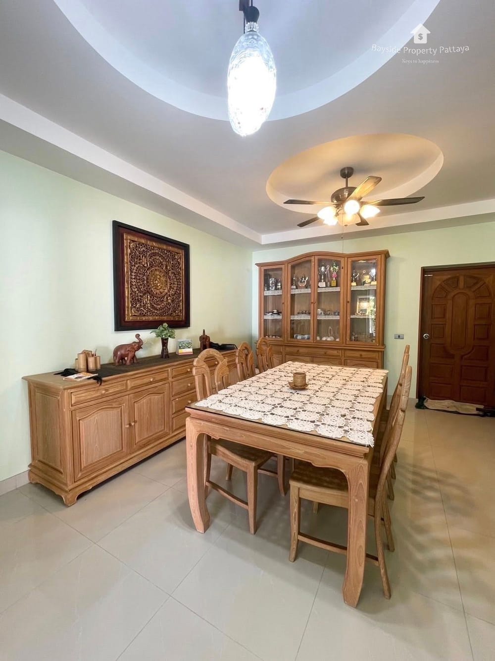 Spacious 4-Bedroom House for Sale in East Pattaya with Air Conditioning 8