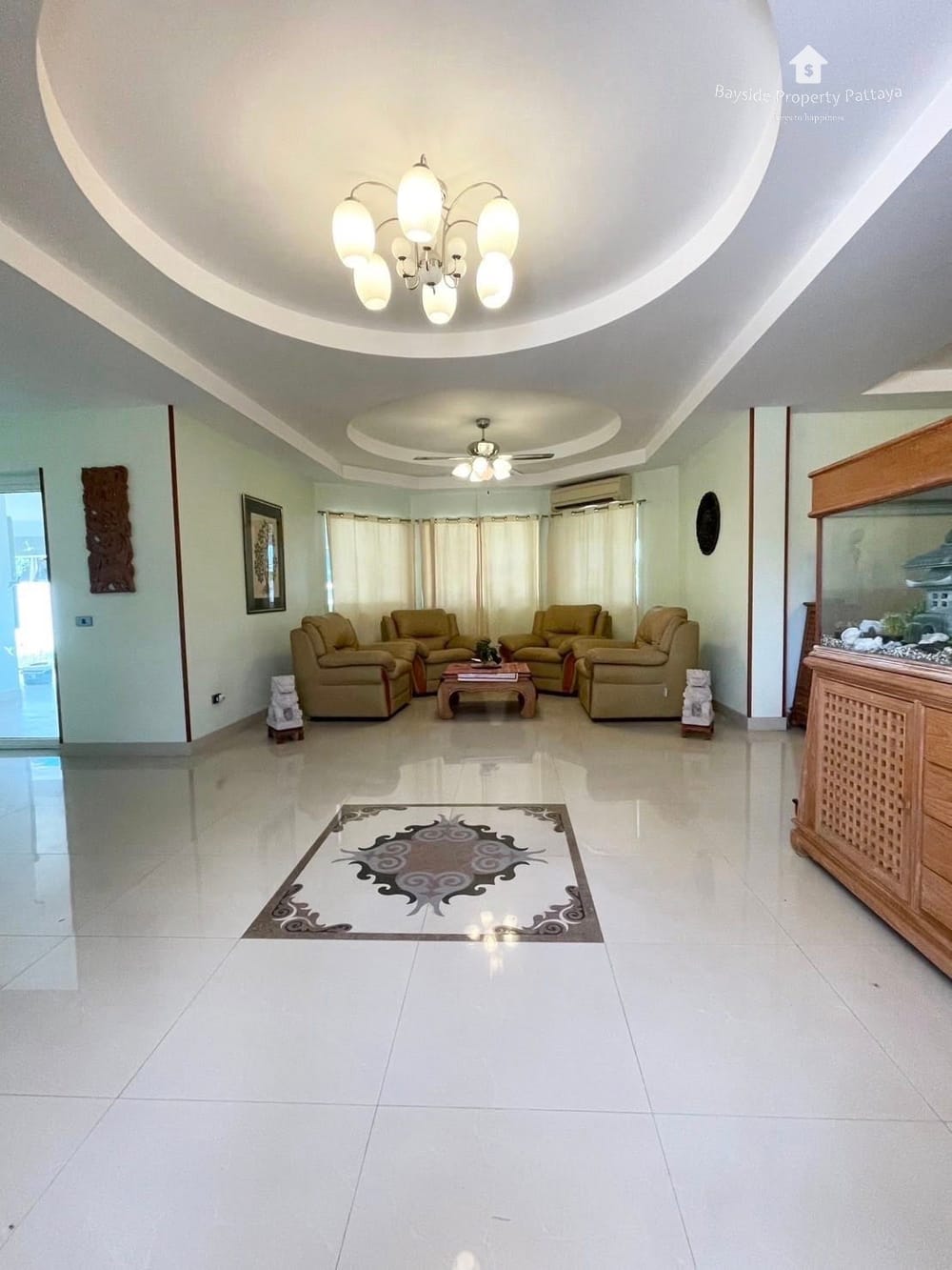 Spacious 4-Bedroom House for Sale in East Pattaya with Air Conditioning 27