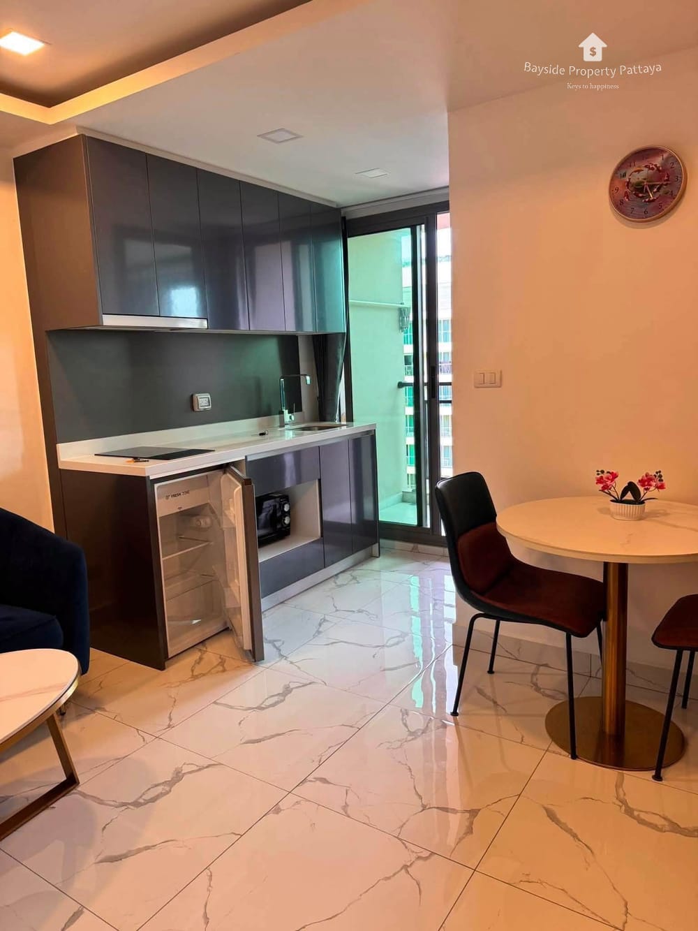 Moderne 1-Zimmer-Eigentumswohnung in Pratumnak, Pattaya zu vermieten – mit Stadtblick 3