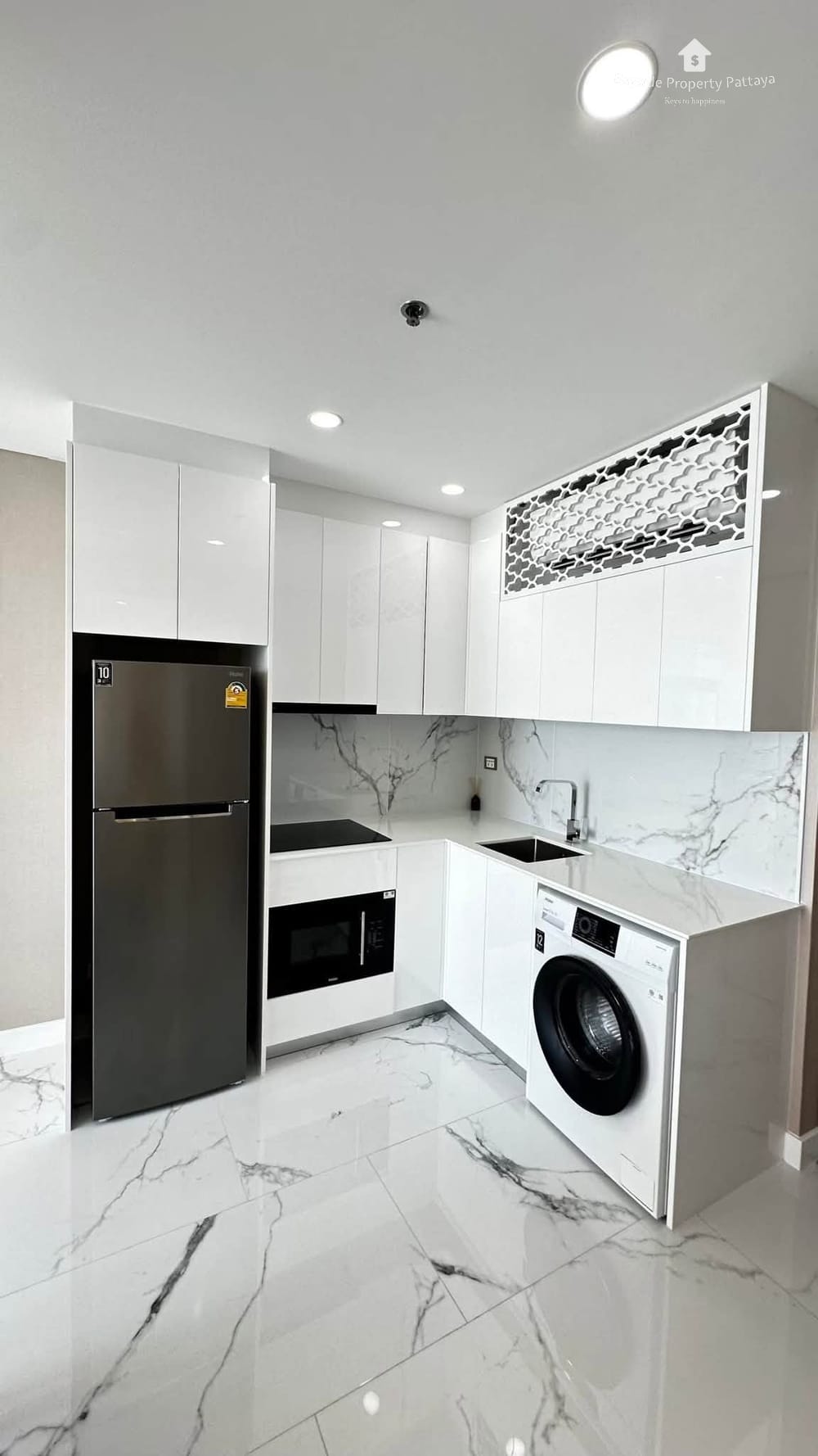 Sea View 2-Bedroom Condo for Rent at Copacabana Beach Jomtien, Pattaya - 24/7 Security 10