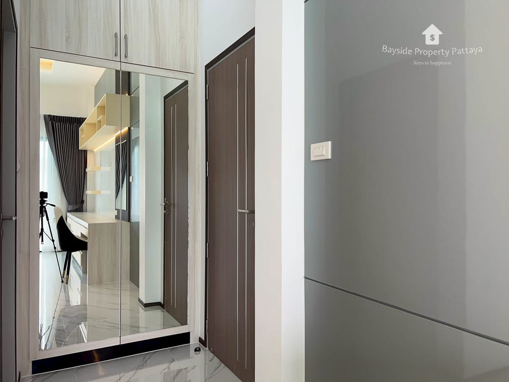 Stunning 3-Bedroom Pool Villa for Sale in East Pattaya 14