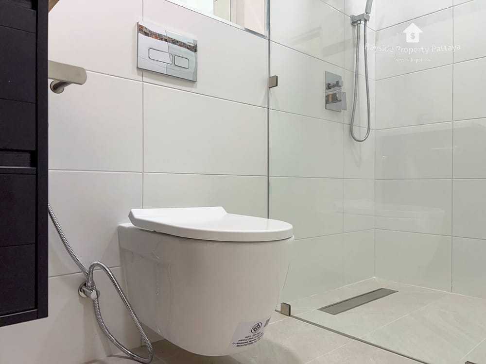 Stunning 3-Bedroom Pool Villa for Sale in East Pattaya 15