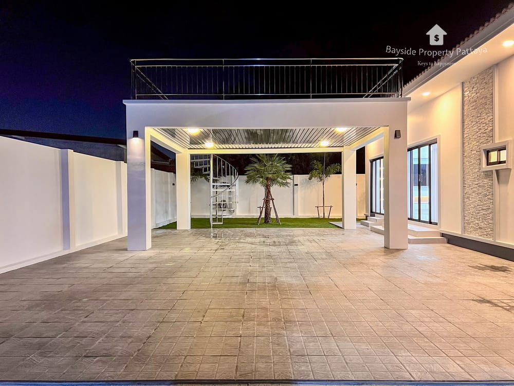 Stunning 3-Bedroom Pool Villa for Sale in East Pattaya 29