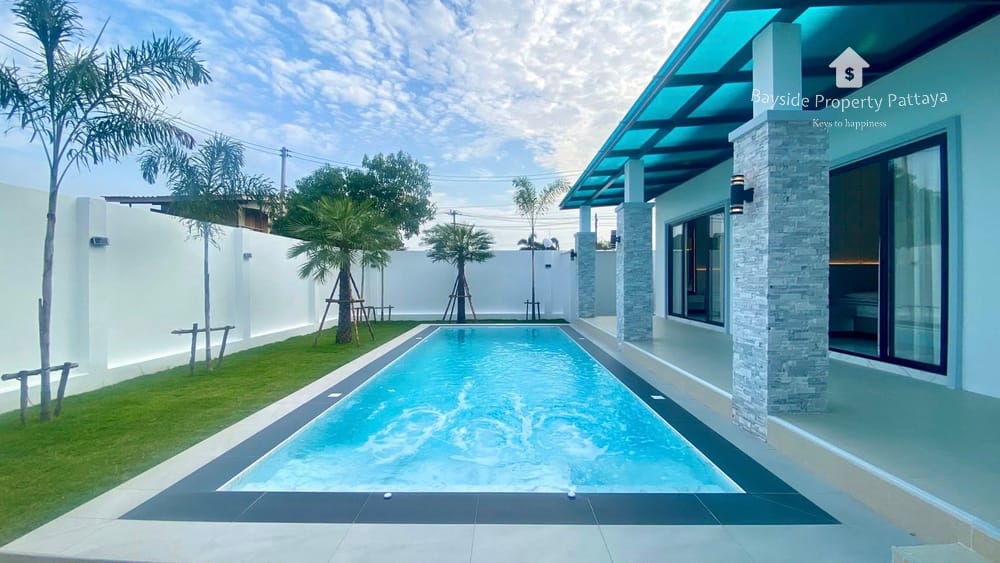 Stunning 3-Bedroom Pool Villa for Sale in East Pattaya 37