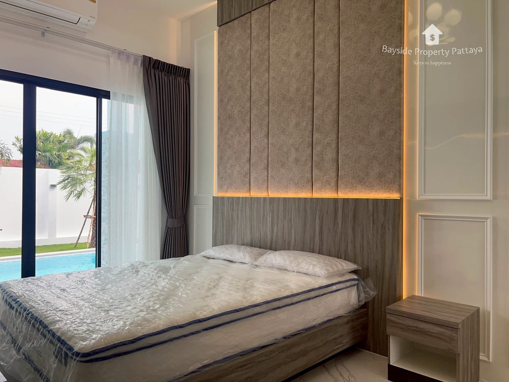 Stunning 3-Bedroom Pool Villa for Sale in East Pattaya 42