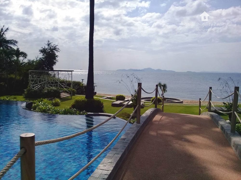 Pet-Friendly Studio for Sale in The Palm Wongamat Beach, Pattaya - 24/7 Security 3