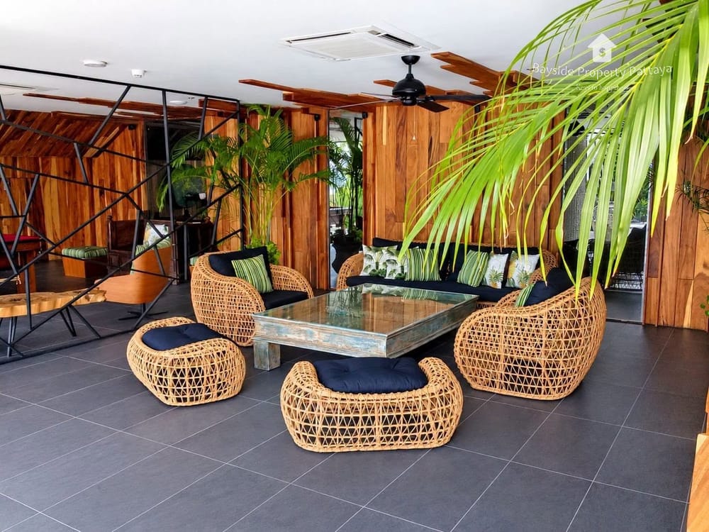 Pet-Friendly Studio for Sale in The Palm Wongamat Beach, Pattaya - 24/7 Security 12