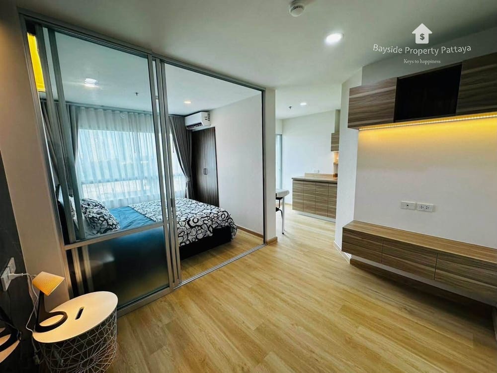1-Bedroom Condo for Sale in Lumpini Seaview Jomtien, Pattaya with Air Conditioning 2