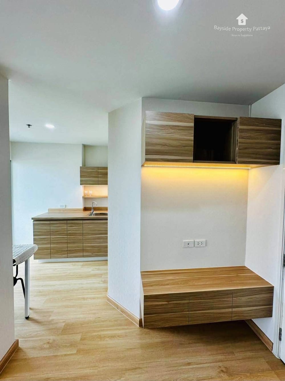 1-Bedroom Condo for Sale in Lumpini Seaview Jomtien, Pattaya with Air Conditioning 3