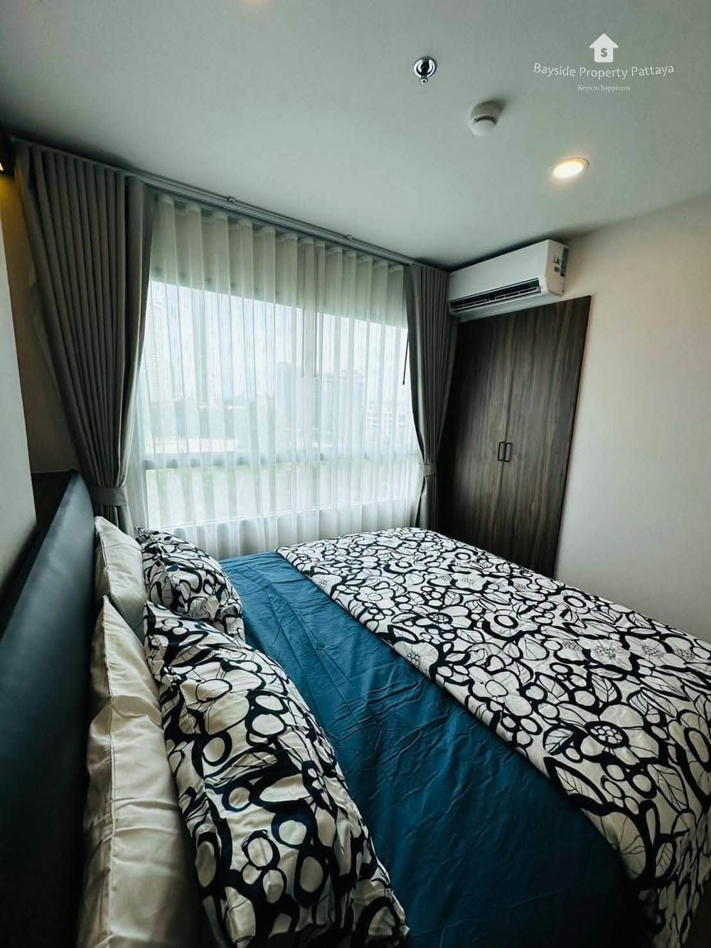 1-Bedroom Condo for Sale in Lumpini Seaview Jomtien, Pattaya with Air Conditioning 4