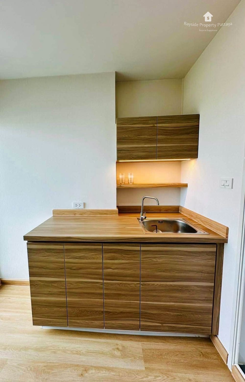 1-Bedroom Condo for Sale in Lumpini Seaview Jomtien, Pattaya with Air Conditioning 7