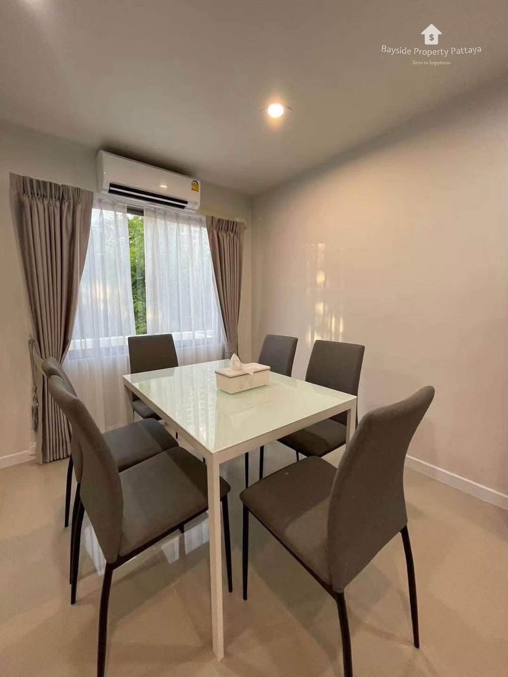 3-Bedroom House for Rent with City View in Na Kluea, Pattaya 3