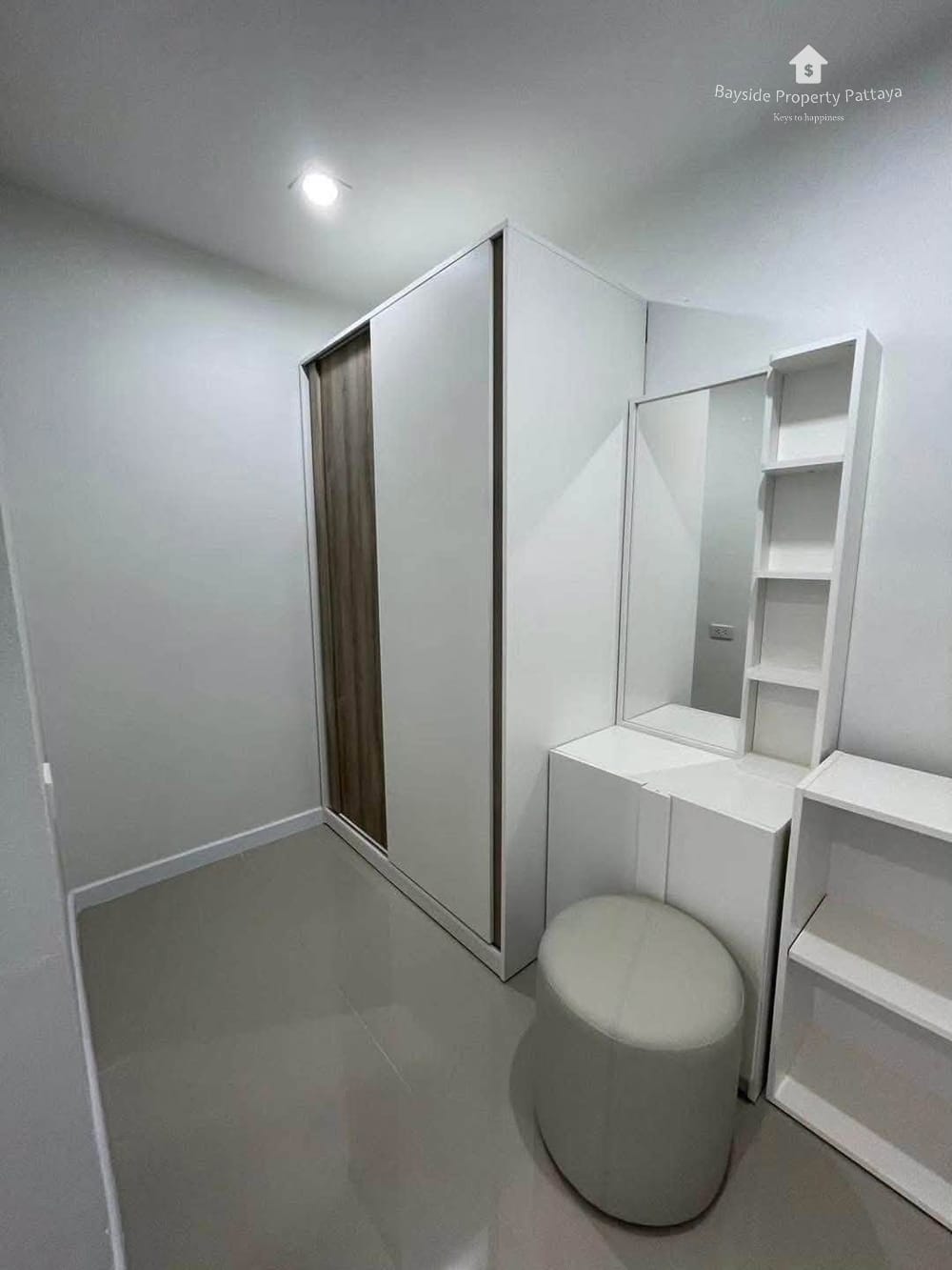 3-Bedroom House for Rent with City View in Na Kluea, Pattaya 12