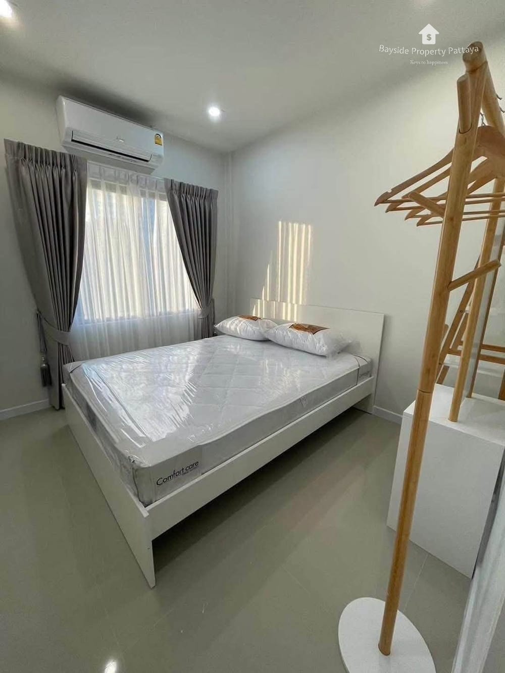 3-Bedroom House for Rent with City View in Na Kluea, Pattaya 13