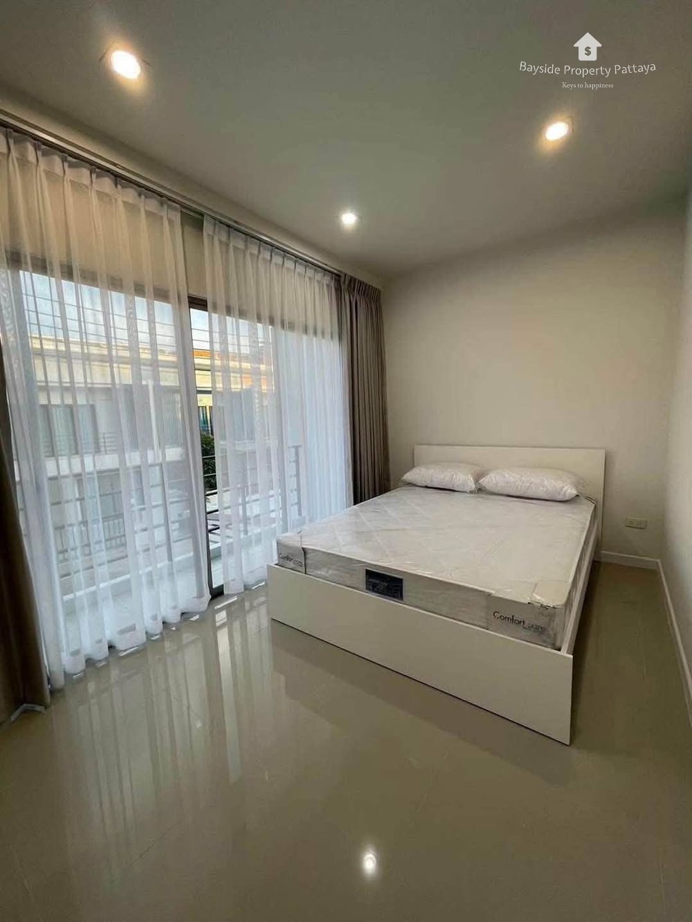 3-Bedroom House for Rent with City View in Na Kluea, Pattaya 18