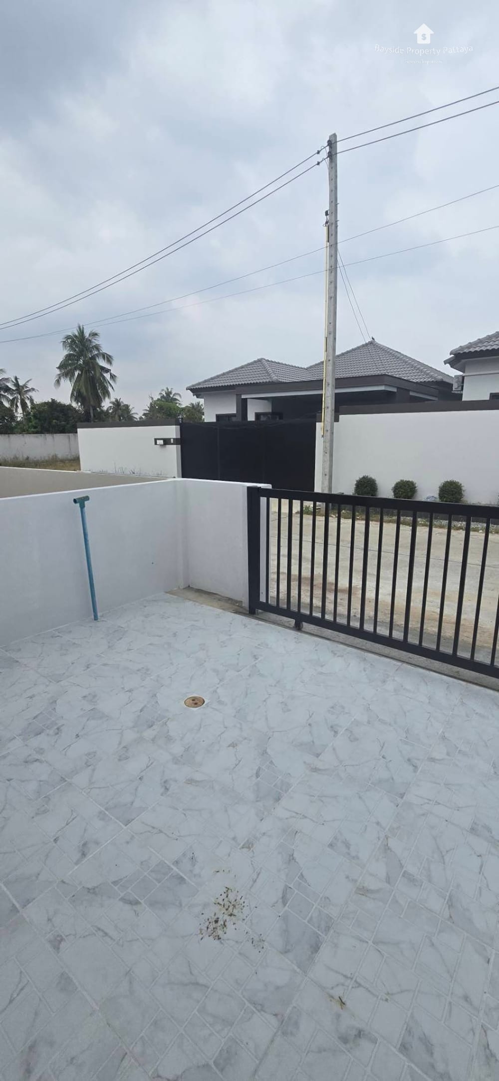 Geräumiges Einfamilienhaus in Ost-Pattaya: 3 Schlafzimmer, Stellplatz 4