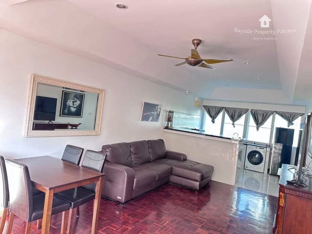 Beachfront 2-Bedroom Condo for Sale at Bangsarey Condominium, Pattaya 4