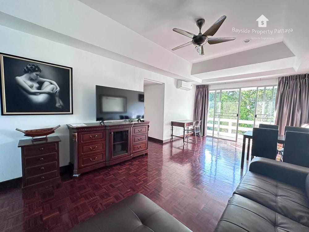 Beachfront 2-Bedroom Condo for Sale at Bangsarey Condominium, Pattaya 11