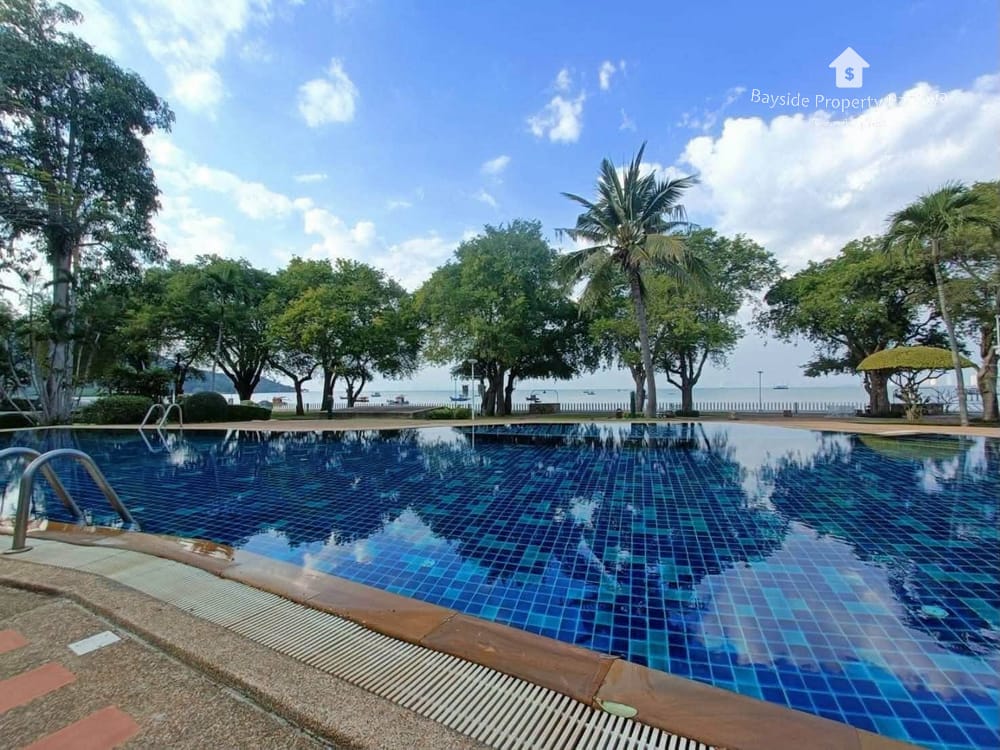 Beachfront 2-Bedroom Condo for Sale at Bangsarey Condominium, Pattaya 20