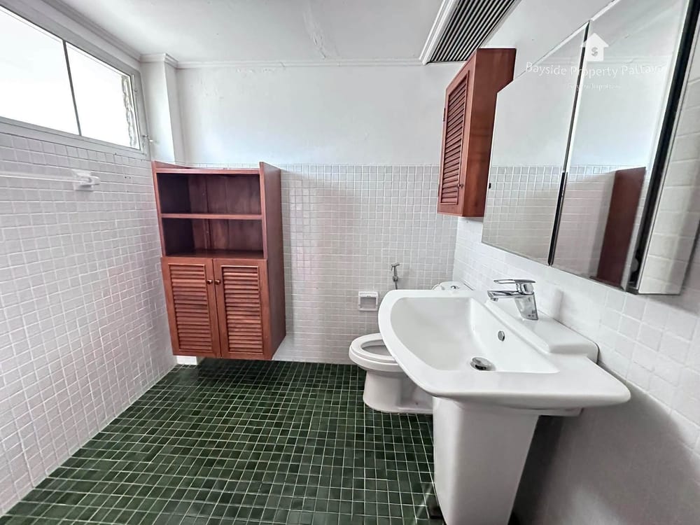 Beachfront 2-Bedroom Condo for Sale at Bangsarey Condominium, Pattaya 22
