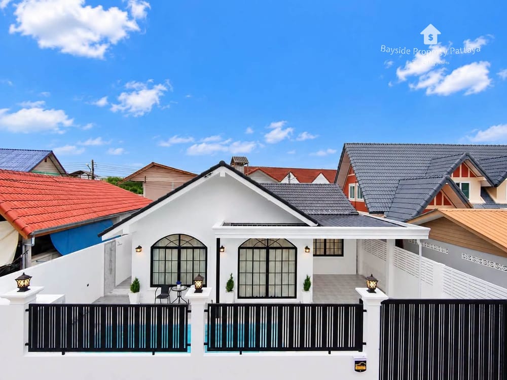 Spacious 3-Bedroom Pool Villa For Sale in East Pattaya - Pet Friendly with Air Conditioning 3