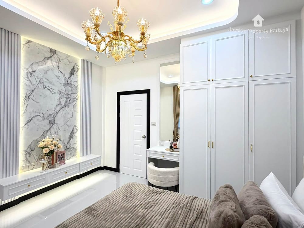 Spacious 3-Bedroom Pool Villa For Sale in East Pattaya - Pet Friendly with Air Conditioning 10