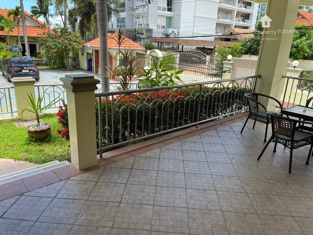 2-Schlafzimmer-Eigentumswohnung mit Stadtblick in Pratumnak, Pattaya 7