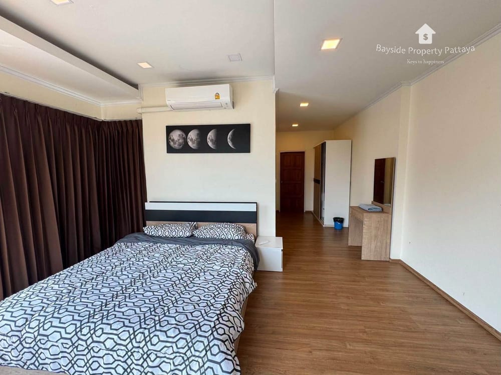 Villa Asiatic: Exklusive 4-Schlafzimmer-Villa mit 24/7 Sicherheit in Pattaya zu verkaufen 10