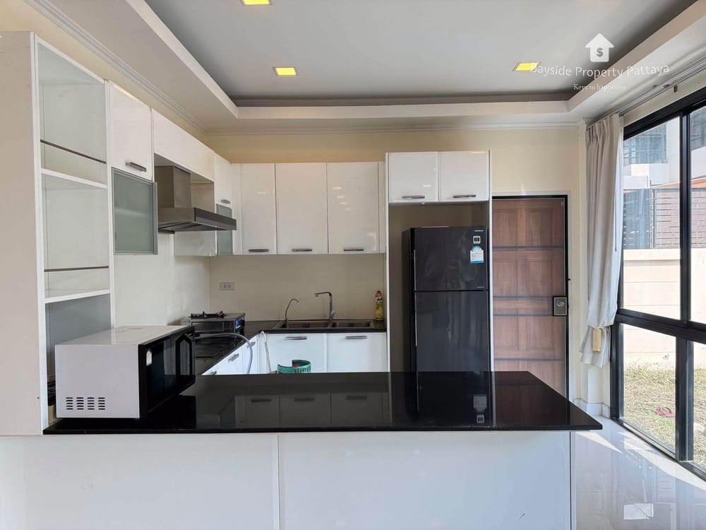 Villa Asiatic: Exklusive 4-Schlafzimmer-Villa mit 24/7 Sicherheit in Pattaya zu verkaufen 14