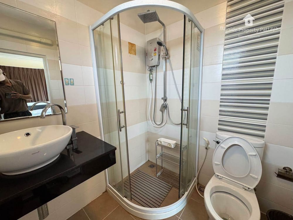 Villa Asiatic: Exklusive 4-Schlafzimmer-Villa mit 24/7 Sicherheit in Pattaya zu verkaufen 16