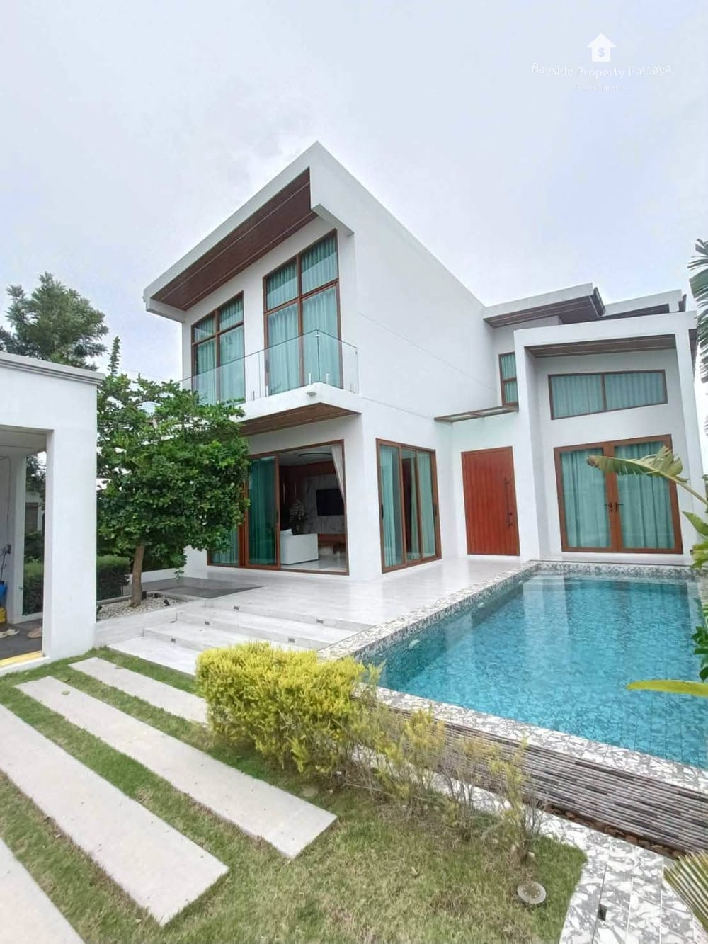 Geräumige Villa mit 5 Schlafzimmern zum Verkauf in Mabprachan Garden, Ost-Pattaya – Haustiere erlaubt 8