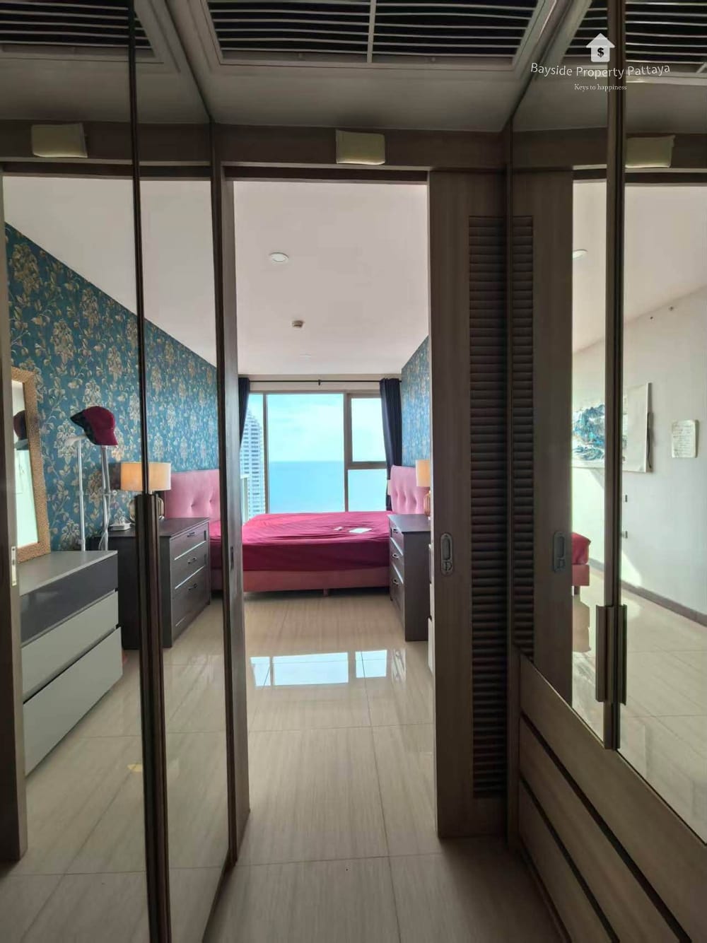 Sea View 1 Bedroom Condo for Sale at The Riviera Jomtien, Pattaya - 24/7 Security 7