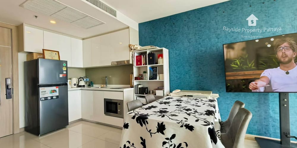 Sea View 1 Bedroom Condo for Sale at The Riviera Jomtien, Pattaya - 24/7 Security 12