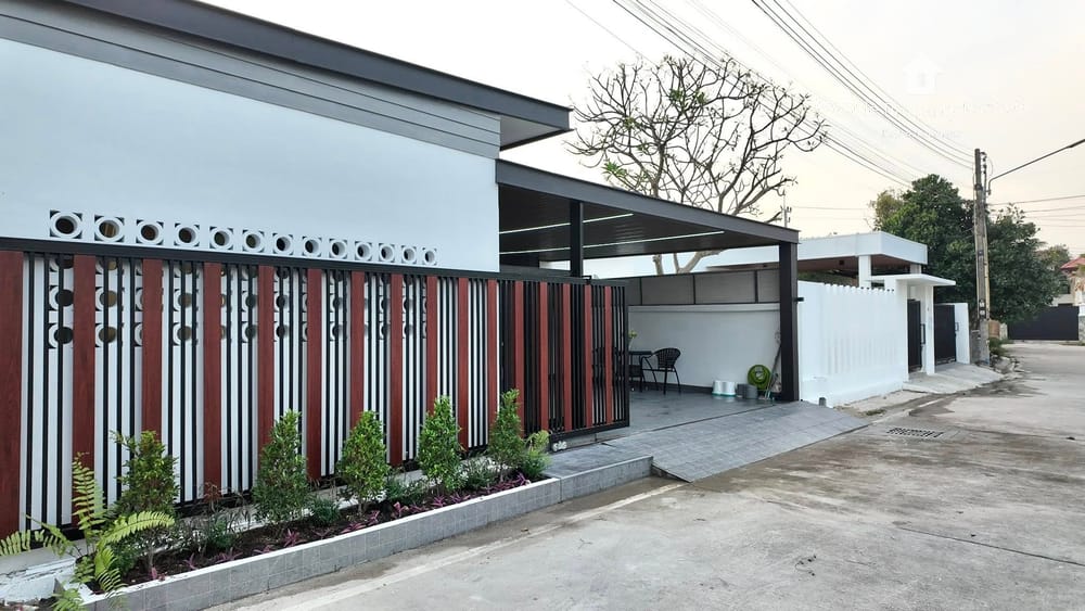 ขาย 3 ห้องนอน บ้าน ใน พัทยาตะวันออก, พัทยา 2