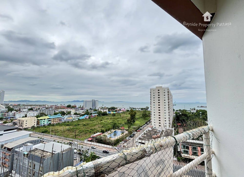 Beachfront 1-Bedroom Condo for Sale and Rent at Jomtien Beach Condominium, Pattaya 20