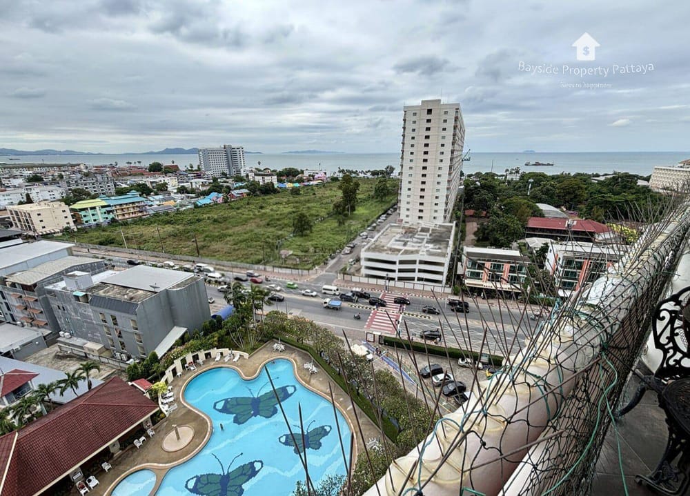 Beachfront 1-Bedroom Condo for Sale and Rent at Jomtien Beach Condominium, Pattaya 22